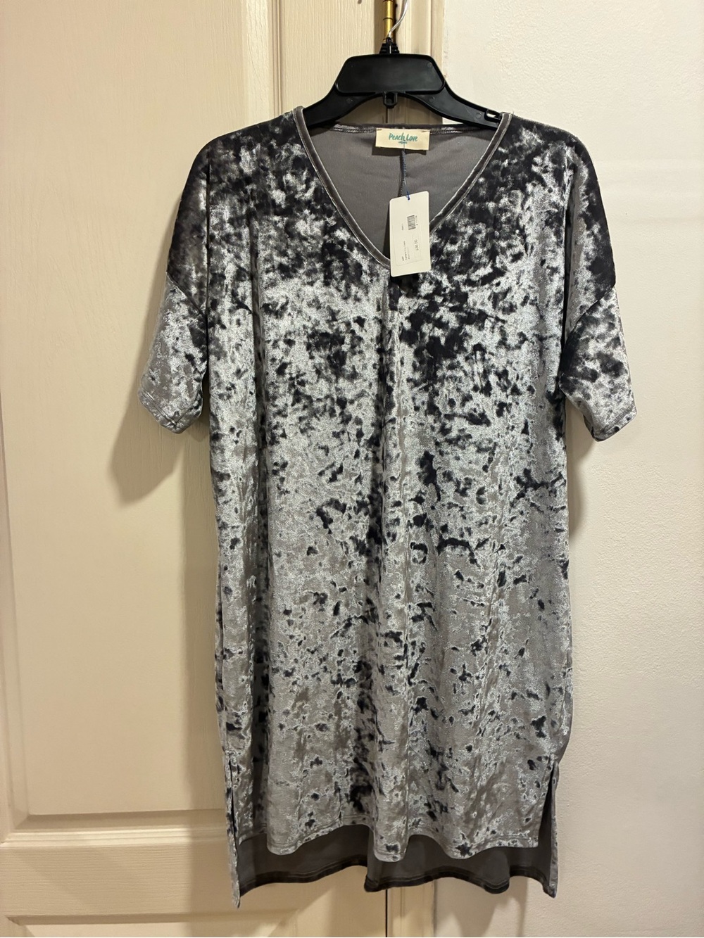 Peach Love California Silver Crushed Velvet V-Neck Tunic Mini Dress New Small